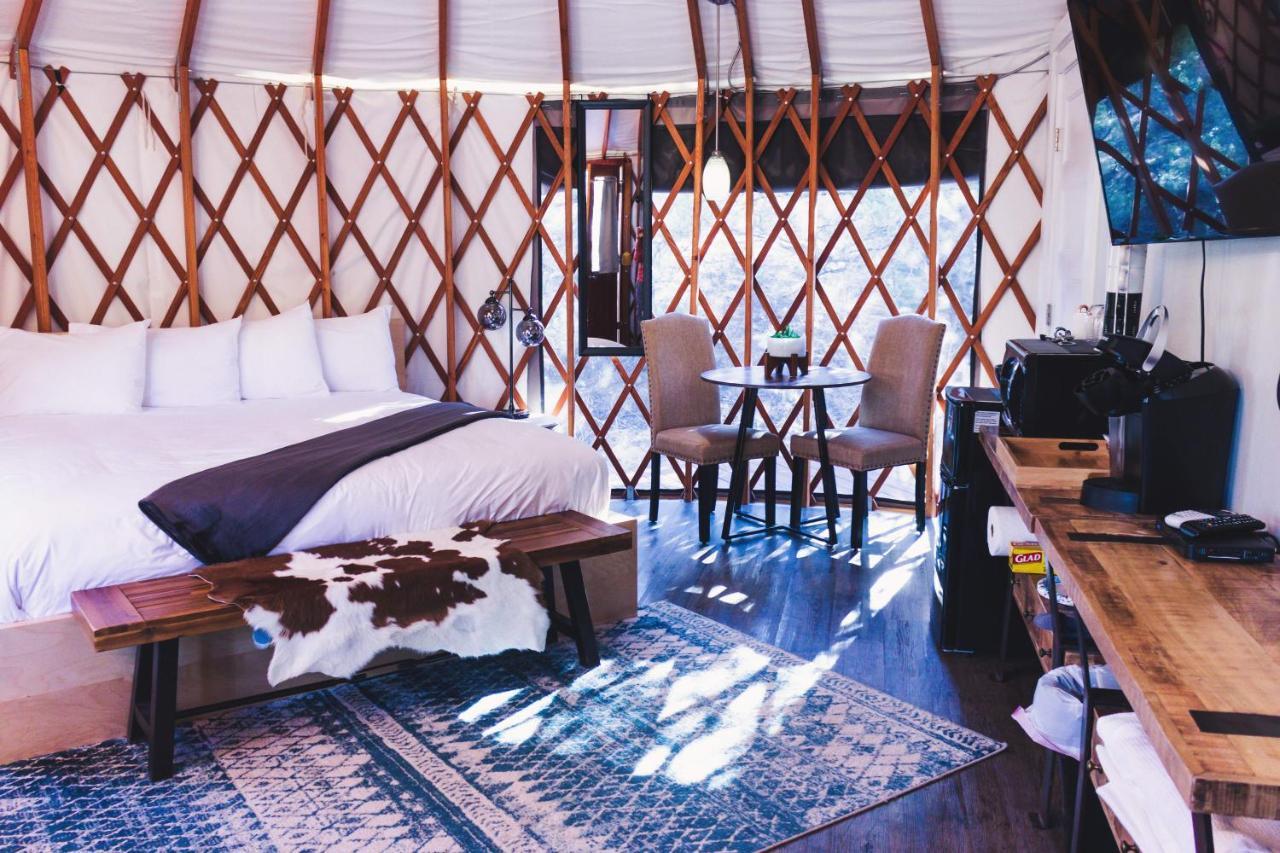 Escalante Yurts - Luxury Lodging ภายนอก รูปภาพ