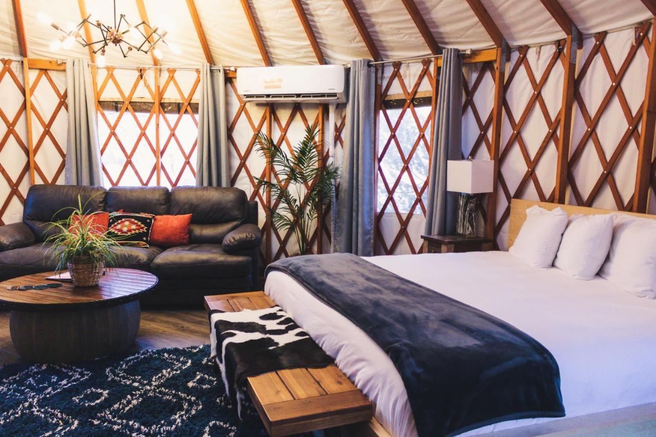Escalante Yurts - Luxury Lodging ภายนอก รูปภาพ