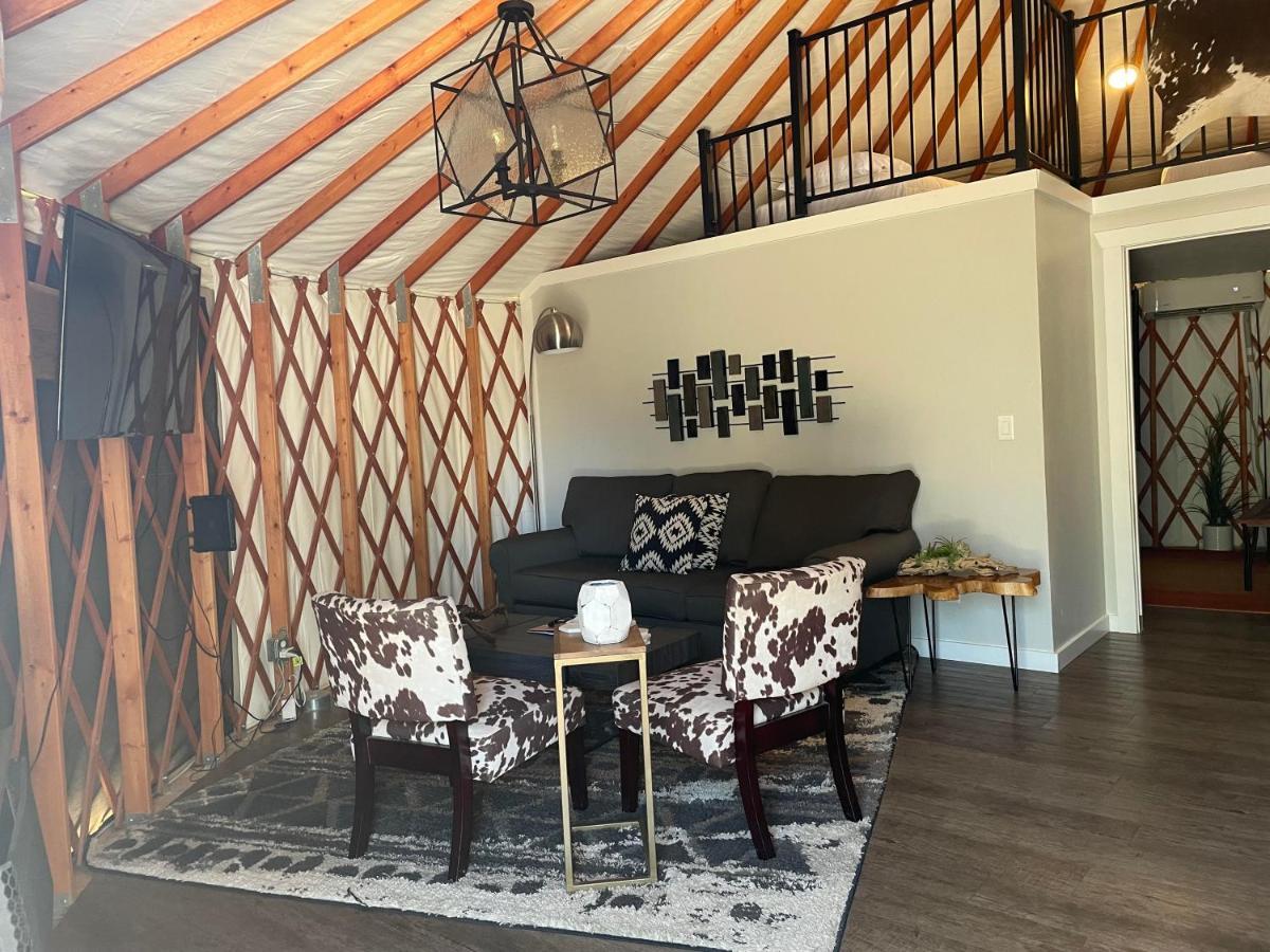 Escalante Yurts - Luxury Lodging ภายนอก รูปภาพ