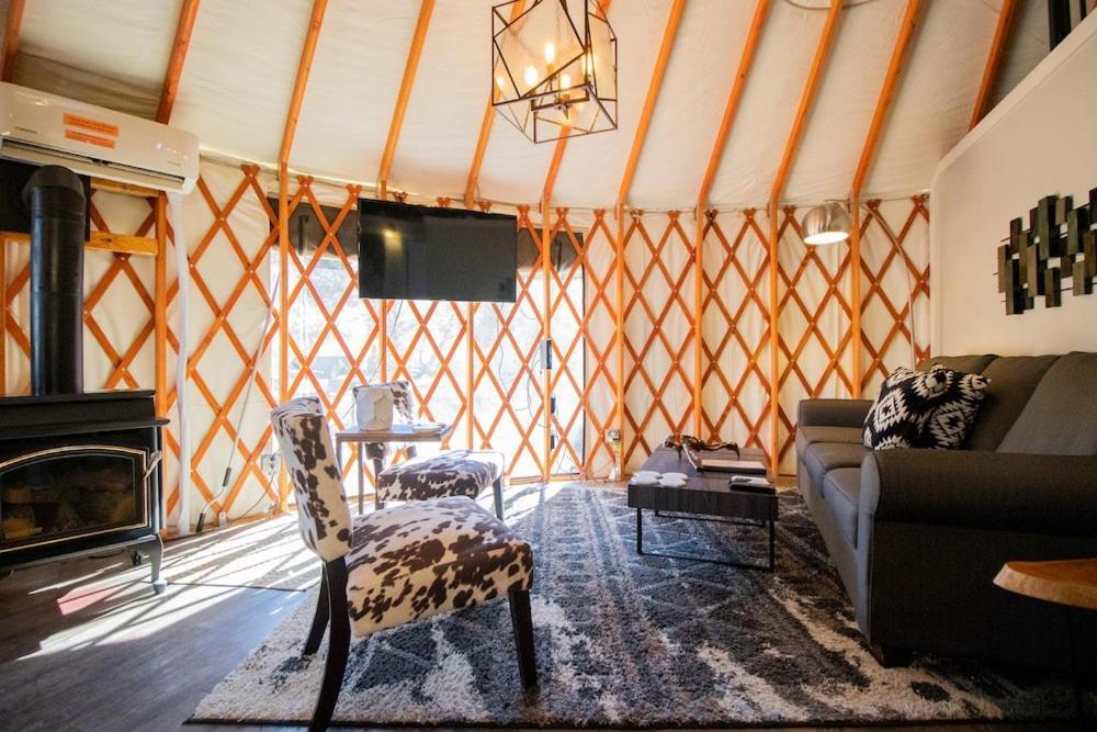 Escalante Yurts - Luxury Lodging ภายนอก รูปภาพ