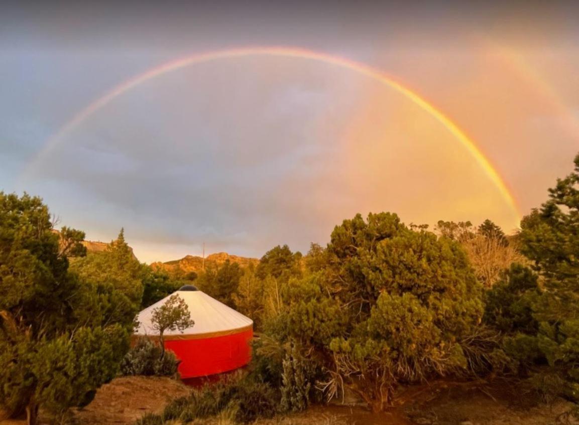 Escalante Yurts - Luxury Lodging ภายนอก รูปภาพ